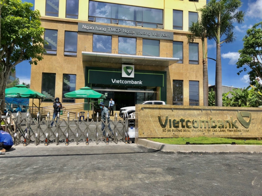 Cổng Xếp tại Vietcombank Đồng Tháp (1)